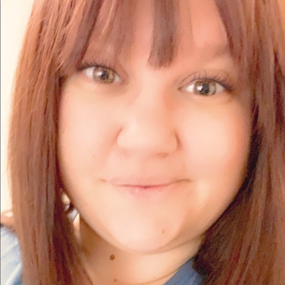 Meet your Posher, Chelsea - Picture 2 of 3